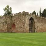 Piazza Duomo Mura medievali e porte Piazza Duomo Mura medievali e porte