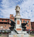 Monumento dei Quattro Mori Monumento dei Quattro Mori